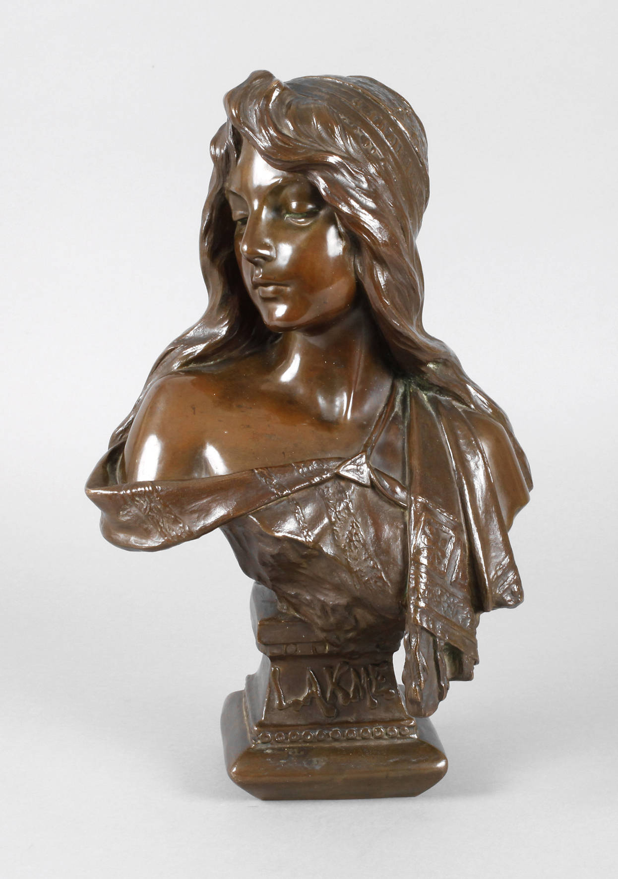 Emmanuel Villanis, Mädchenbüste ”Lakme”