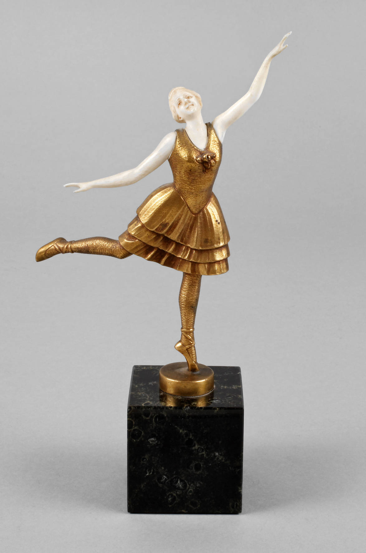 Chryselephantin Ballerina