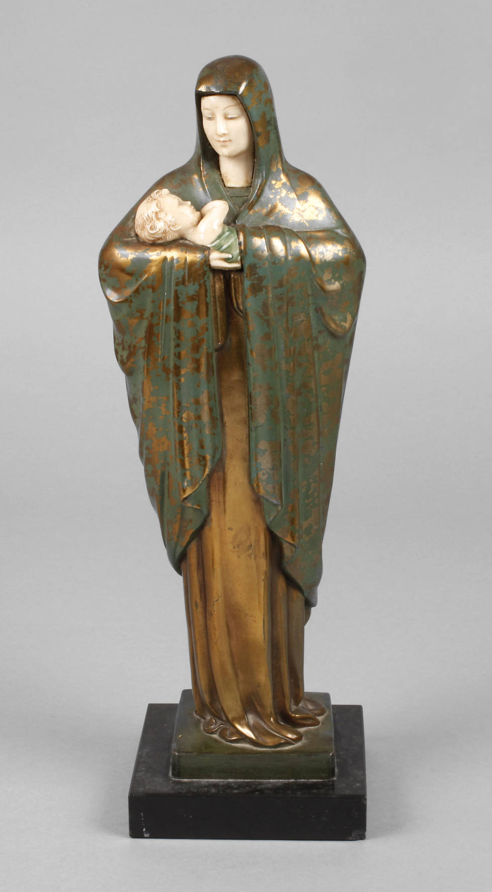 Chryselephantin Madonna mit dem Kinde