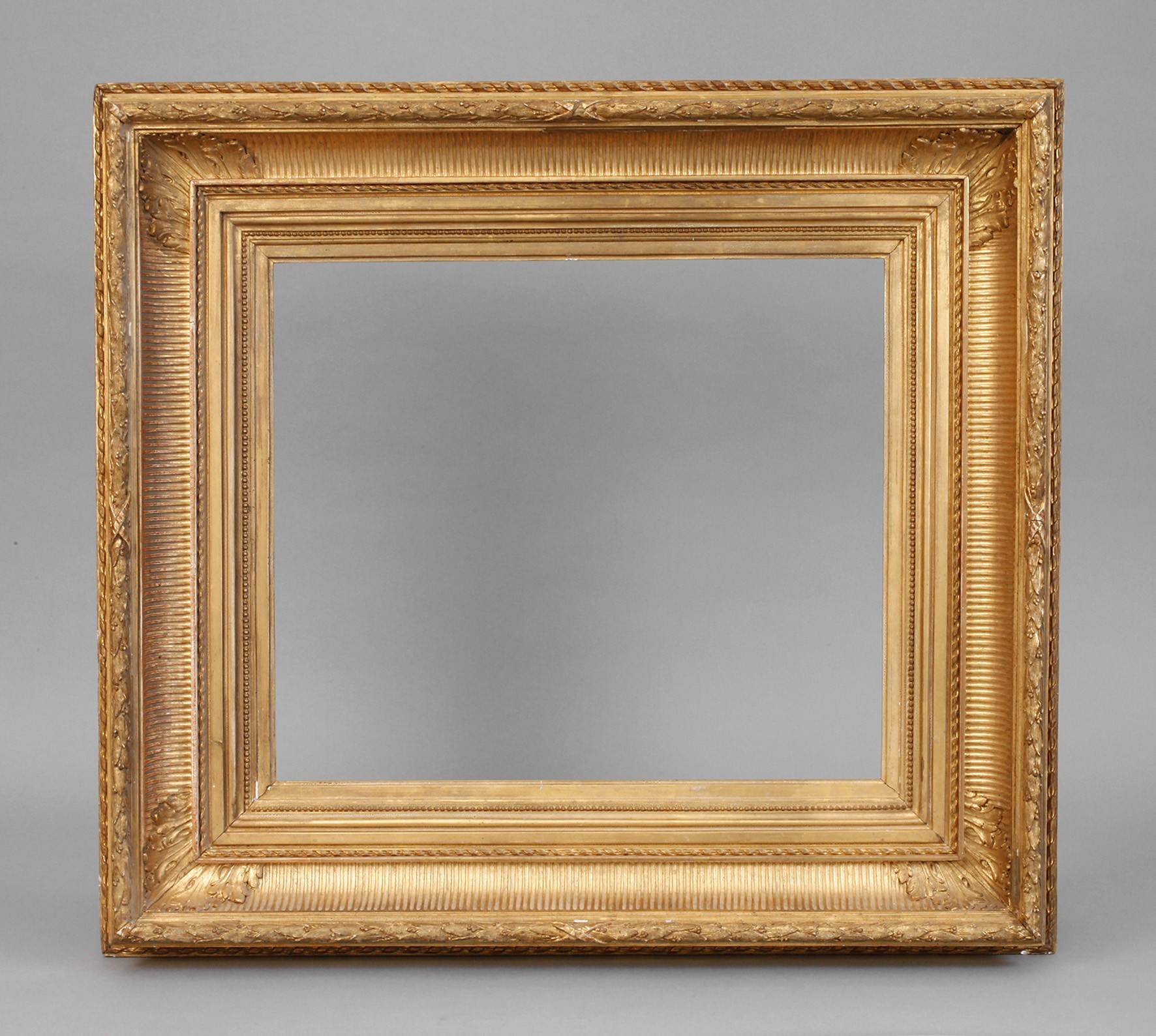 Breiter Klassizismusrahmen