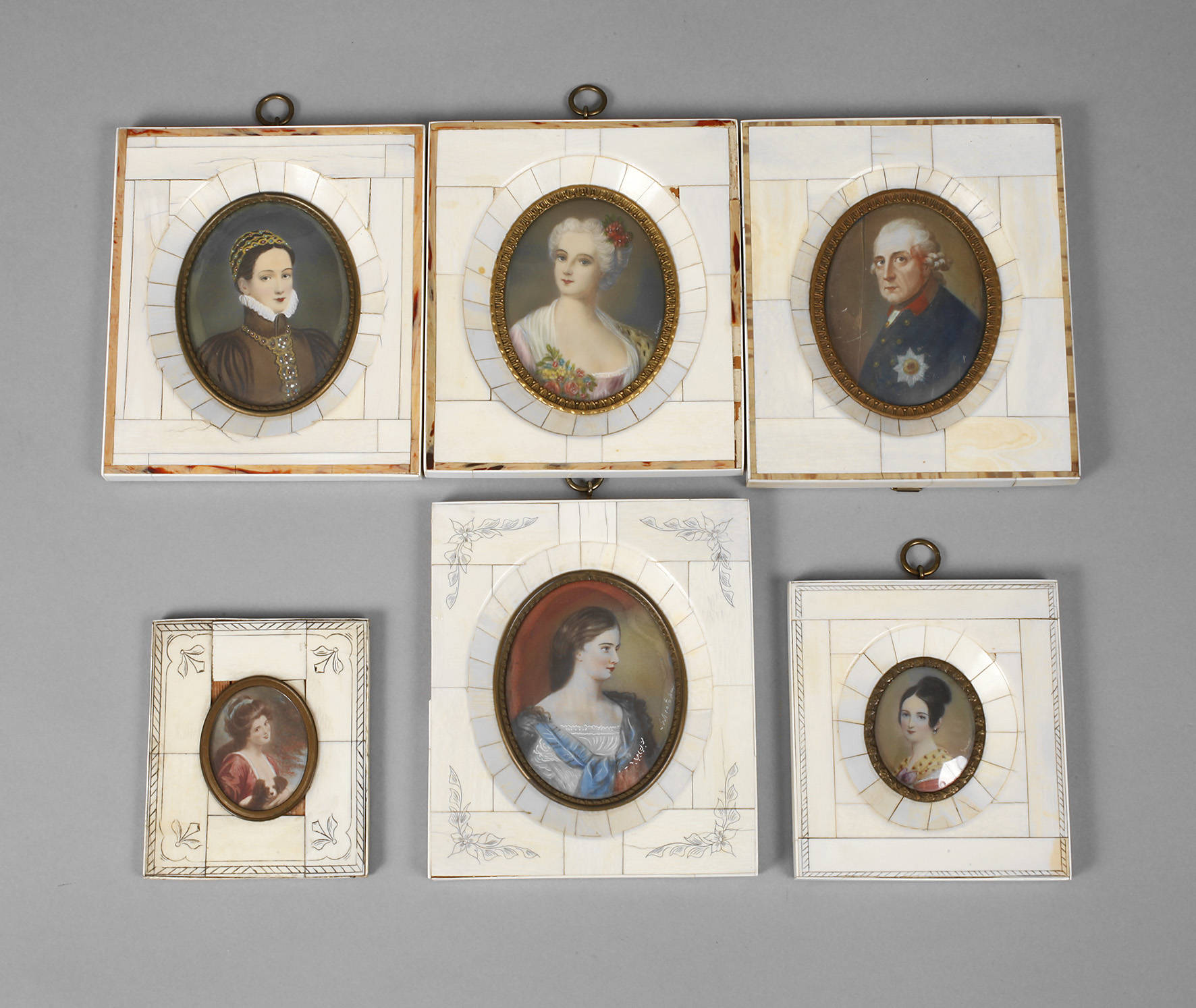 Sechs Elfenbeinminiaturen