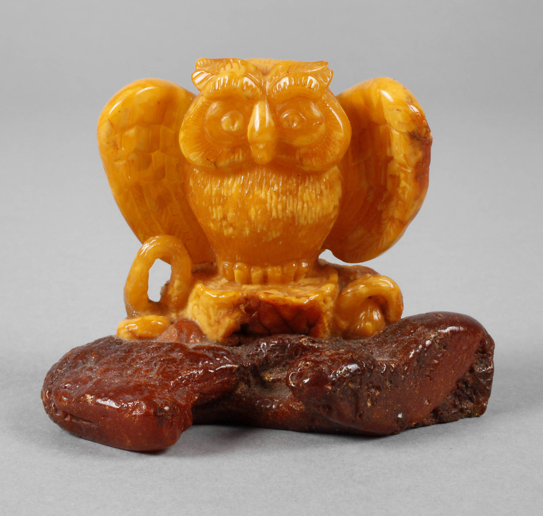 Bernsteinschnitzerei