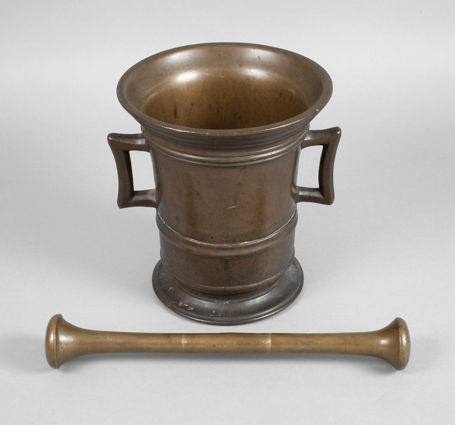 Großer Bronzemörser