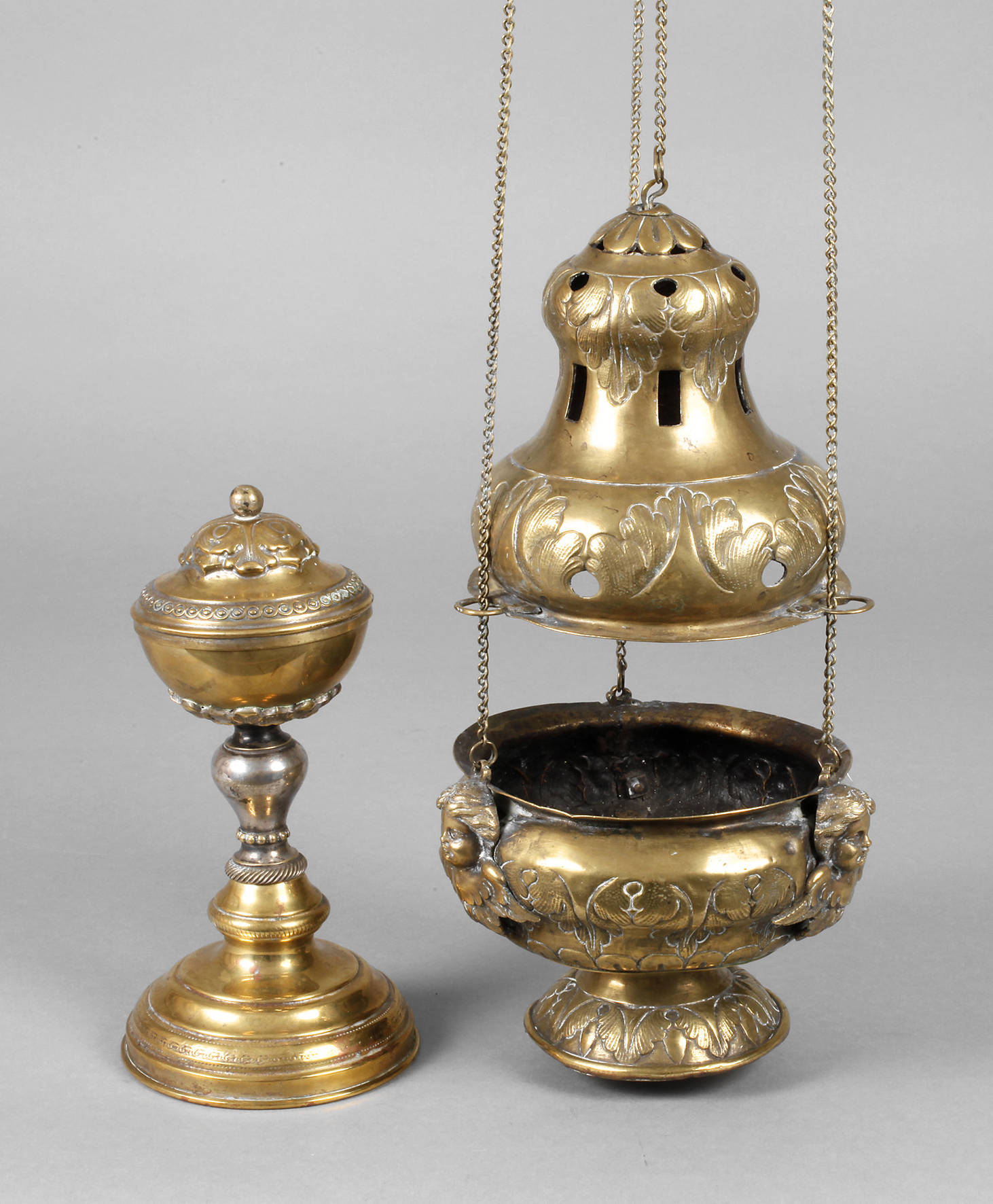 Weihrauchschwenker und Ziborium