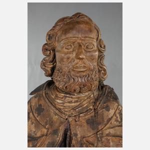Große geschnitzte Heiligenfigur