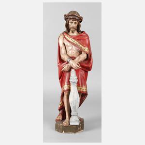 Geschnitzte Christusfigur