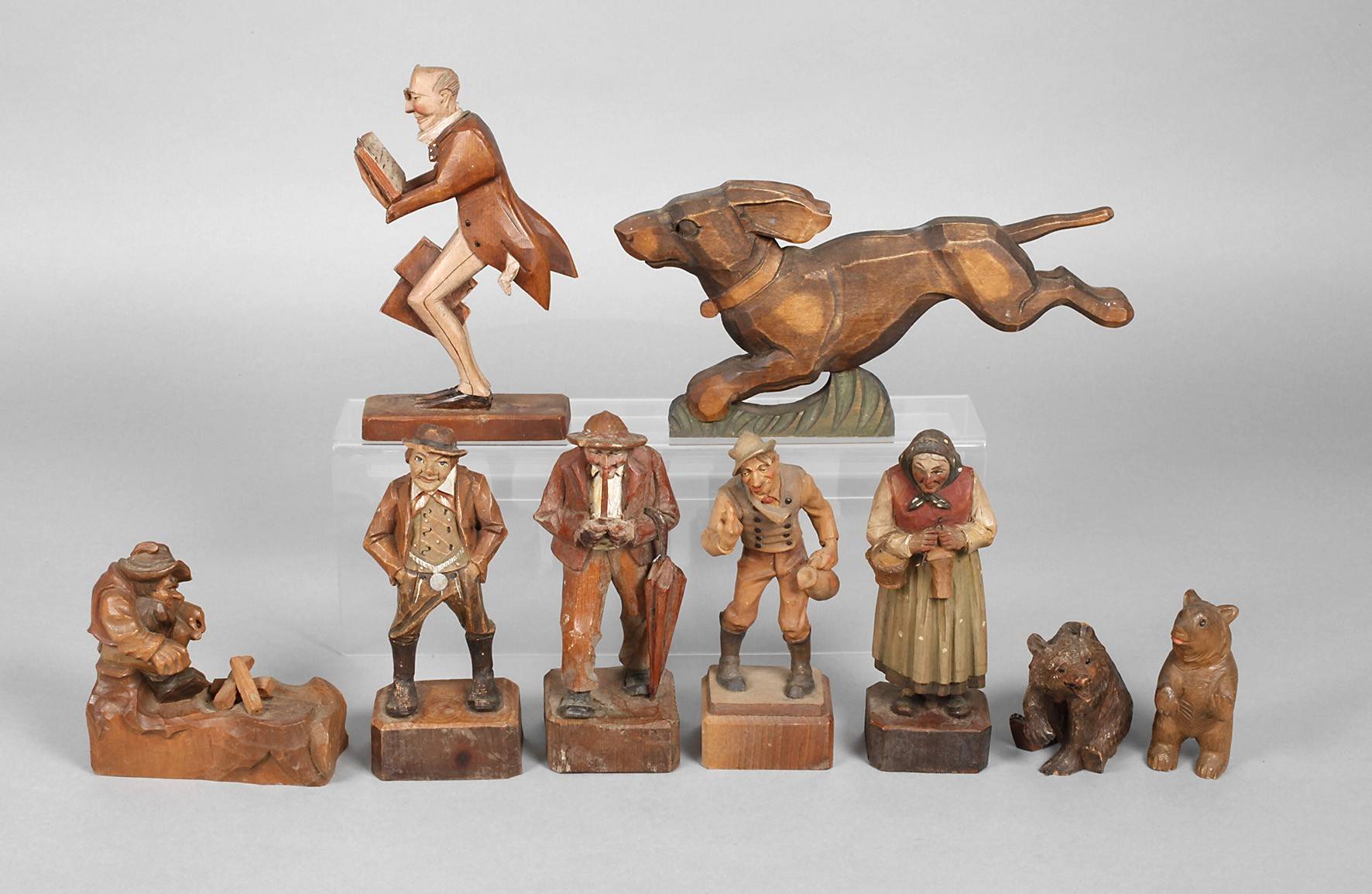 Konvolut figürliche Schnitzereien