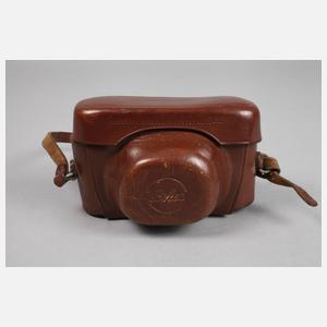 Zwei Fotoapparate Welta