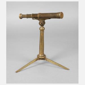 Teleskopfernrohr mit Stativ