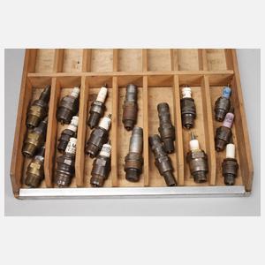 Sammlung historische Zündkerzen