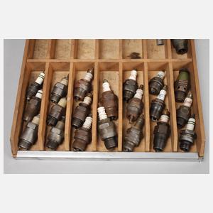 Sammlung historische Zündkerzen
