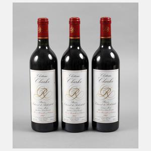 Drei Flaschen Rotwein