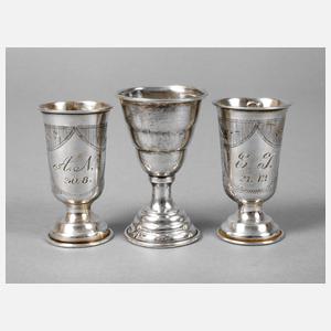 Drei Wodkabecher Silber
