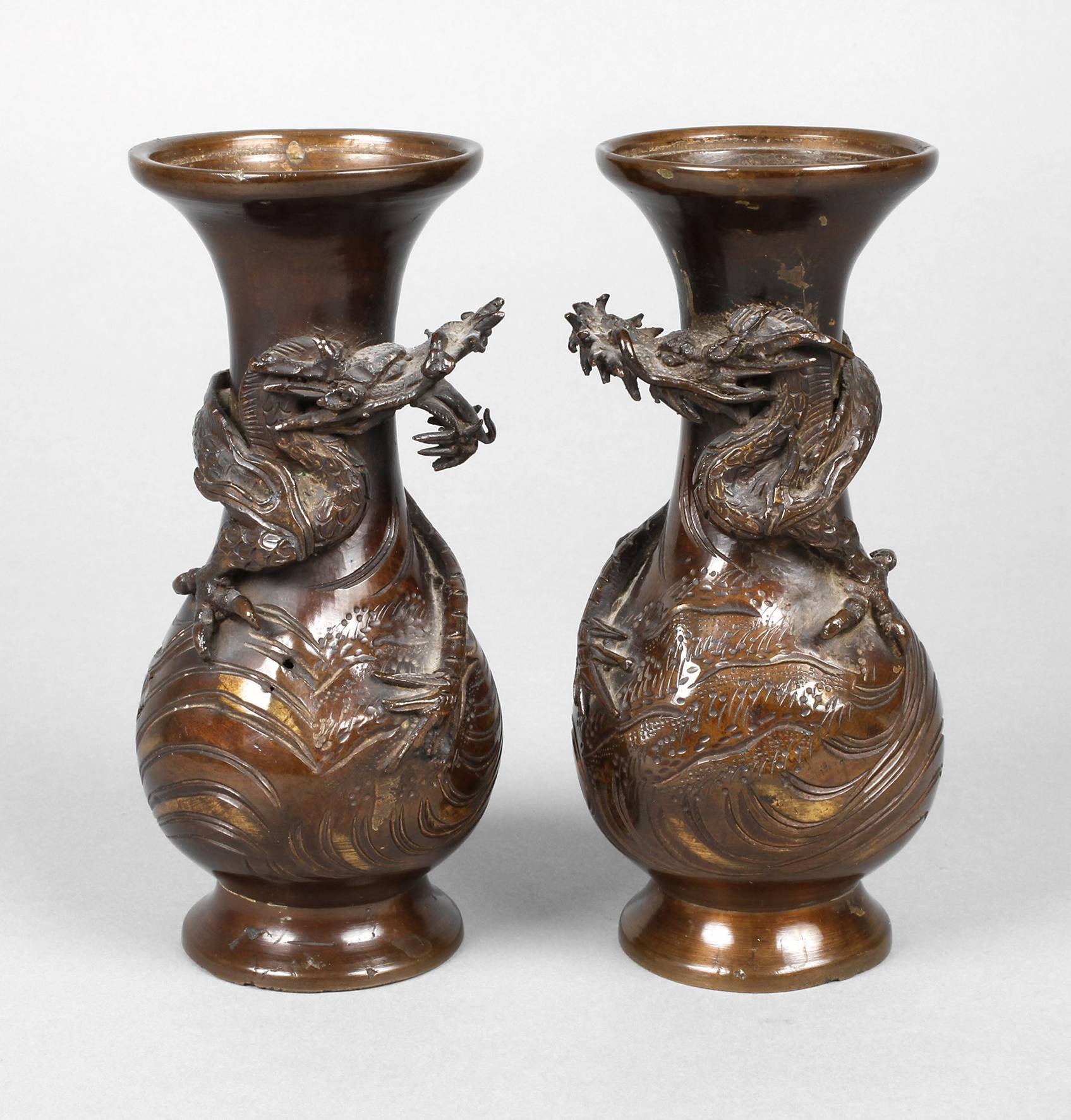 Paar Bronzevasen