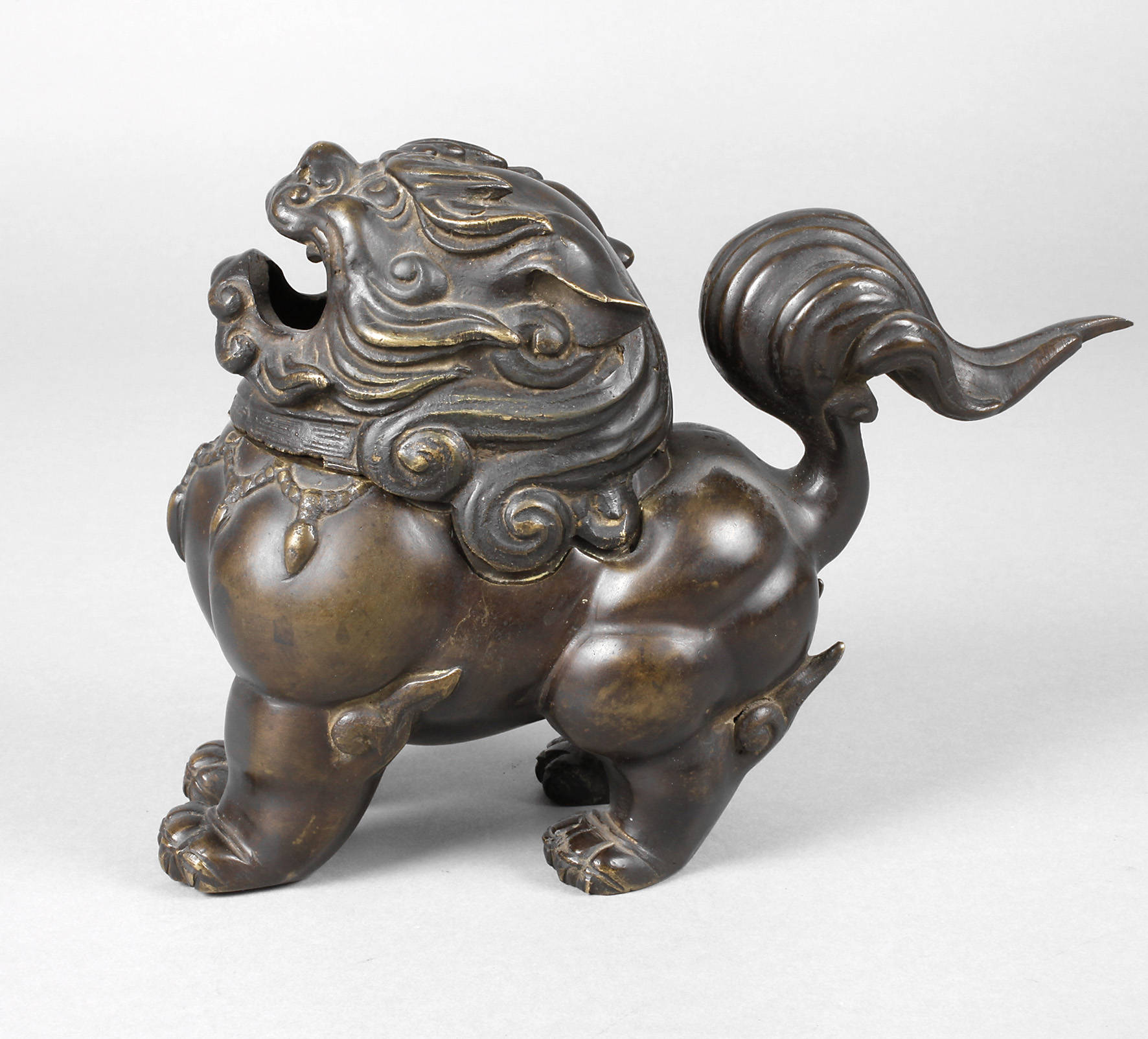 Figürliches Räuchergefäß