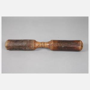 Gehenkelter Holzmörser