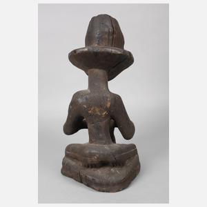 Figürliche Schnitzerei