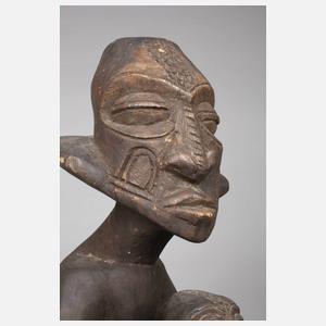 Figürliche Schnitzerei