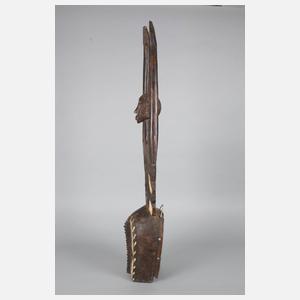 Tanzmaske mit figürlichem Aufsatz