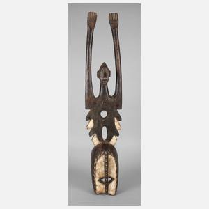 Tanzmaske mit figürlichem Aufsatz