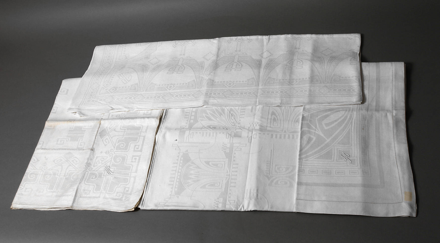 Konvolut Tafeltücher Jugendstil