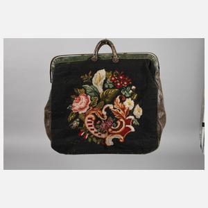 Reisetasche mit Stickerei