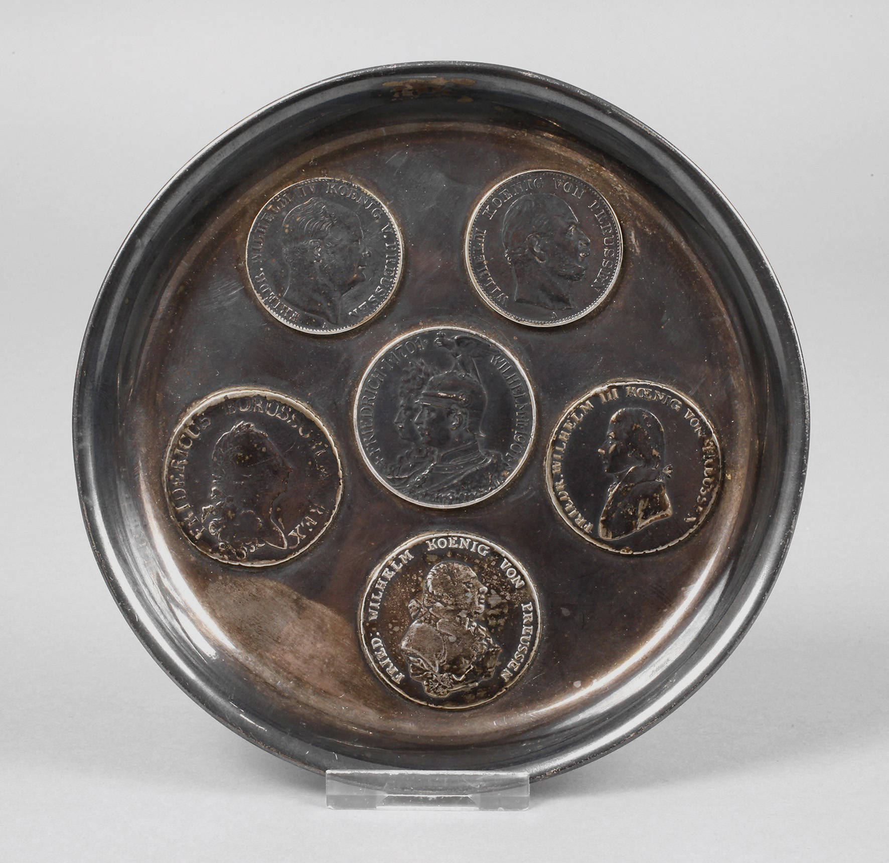 Silberner Münzteller