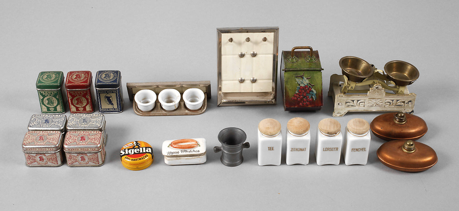 Konvolut Puppenküchenzubehör