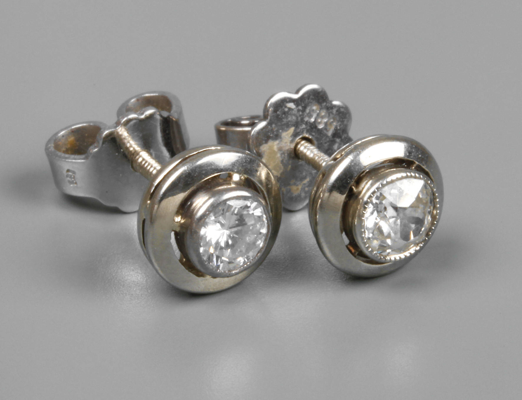 Paar Brillant Ohrstecker