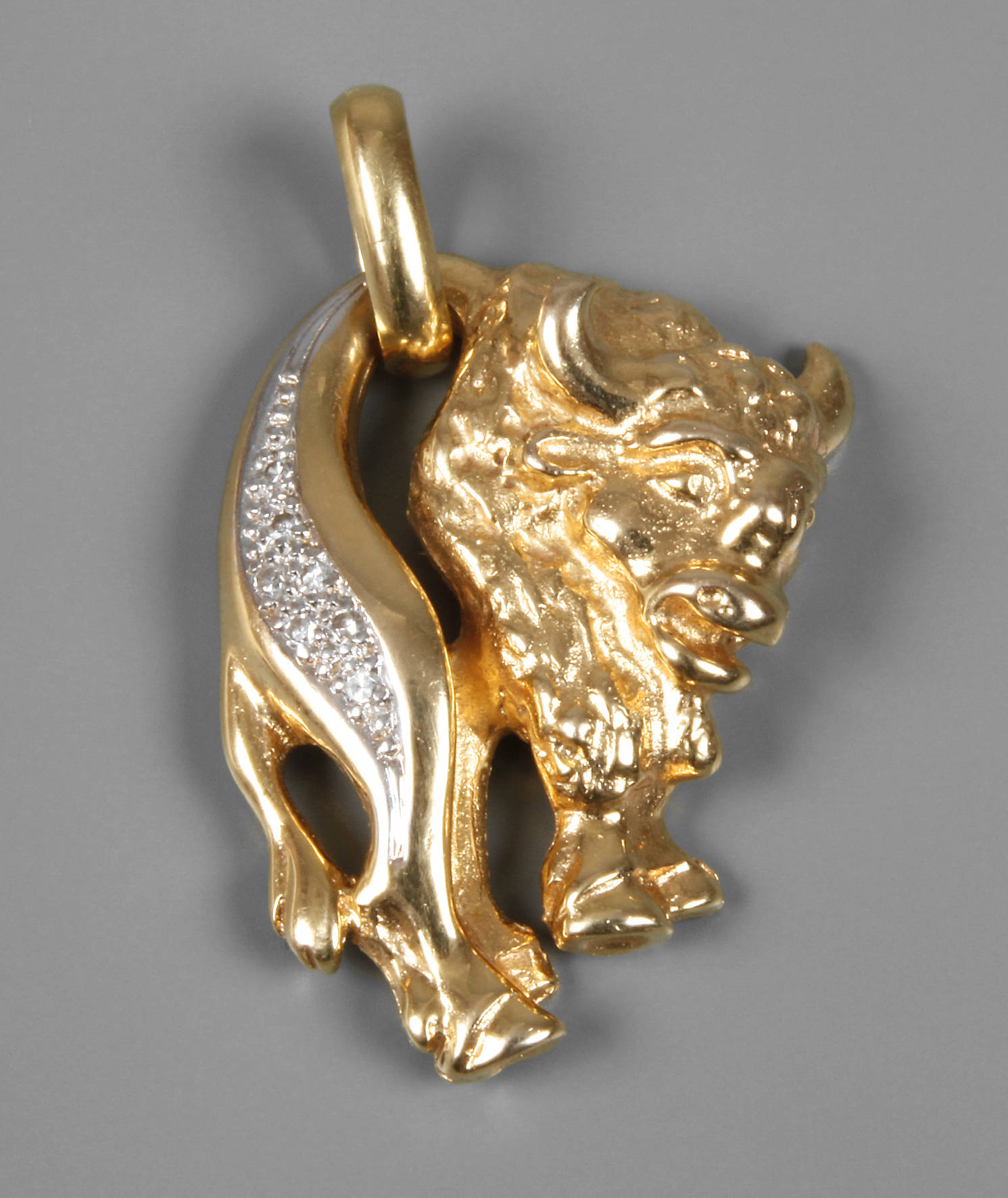 Anhänger mit Diamanten