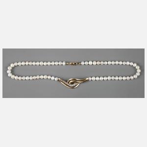 Perlencollier mit Diamanten