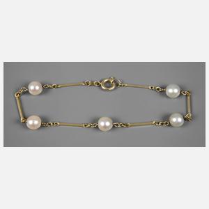 Armband mit Perlen