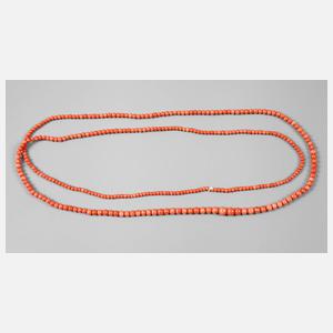 Lange Korallenkette