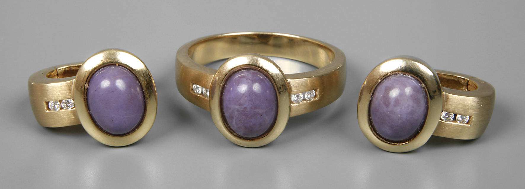 Schmuckset mit Sugelith