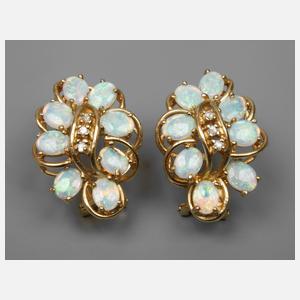 Paar Ohrstecker mit Edelopalen und Diamanten