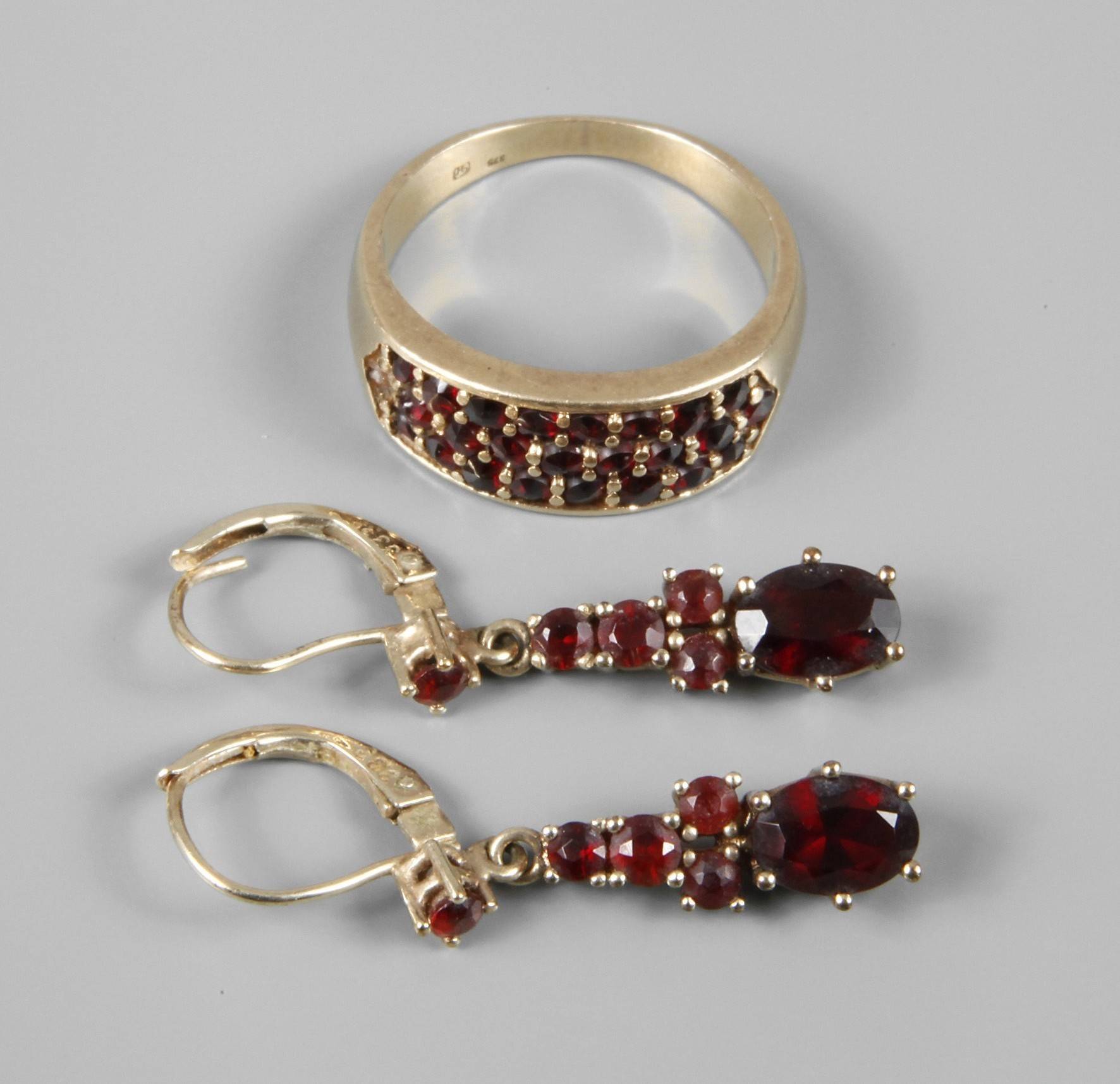 Konvolut Granatschmuck