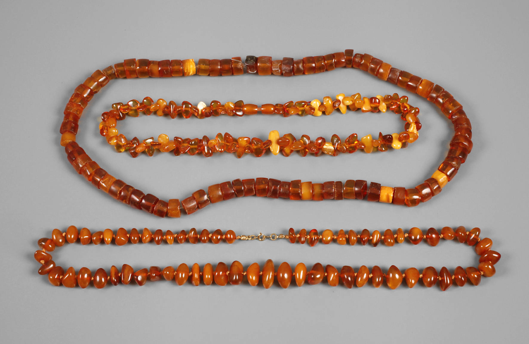 Konvolut Bernsteinketten