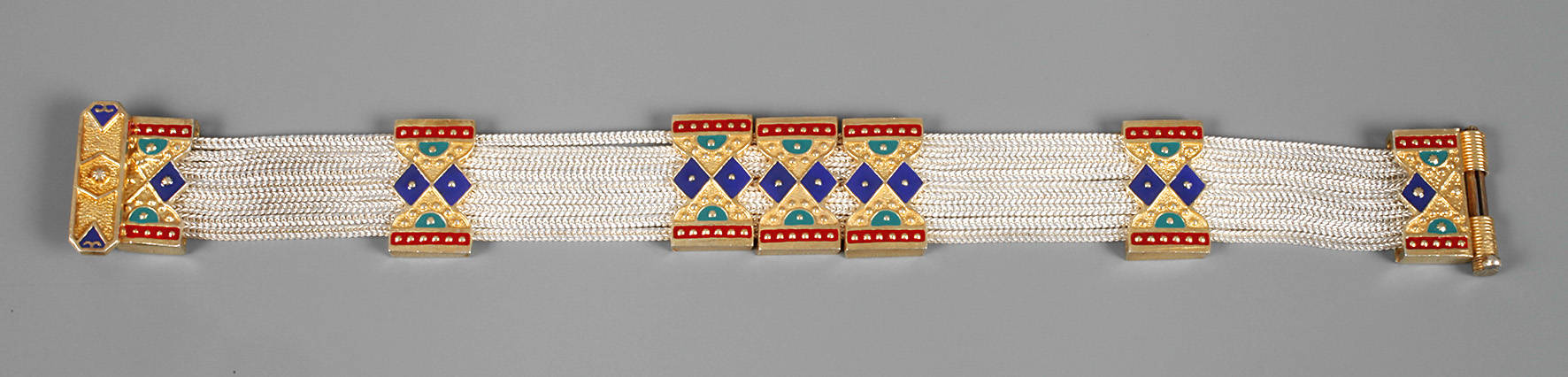 Armband mit Emailleelementen