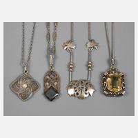 Konvolut Halsschmuck111