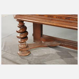 Barocker Stollenschrank