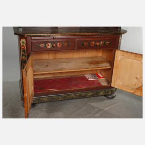 Bäuerliches Aufsatzbuffet