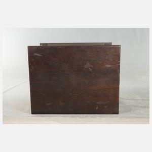 Bauerntisch und vier Stühle