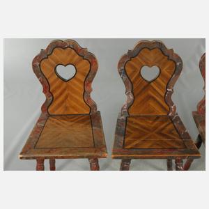 Bauerntisch und vier Stühle