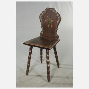 Tisch und zwei Stühle