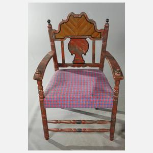 Drei bäuerliche Armlehnstühle