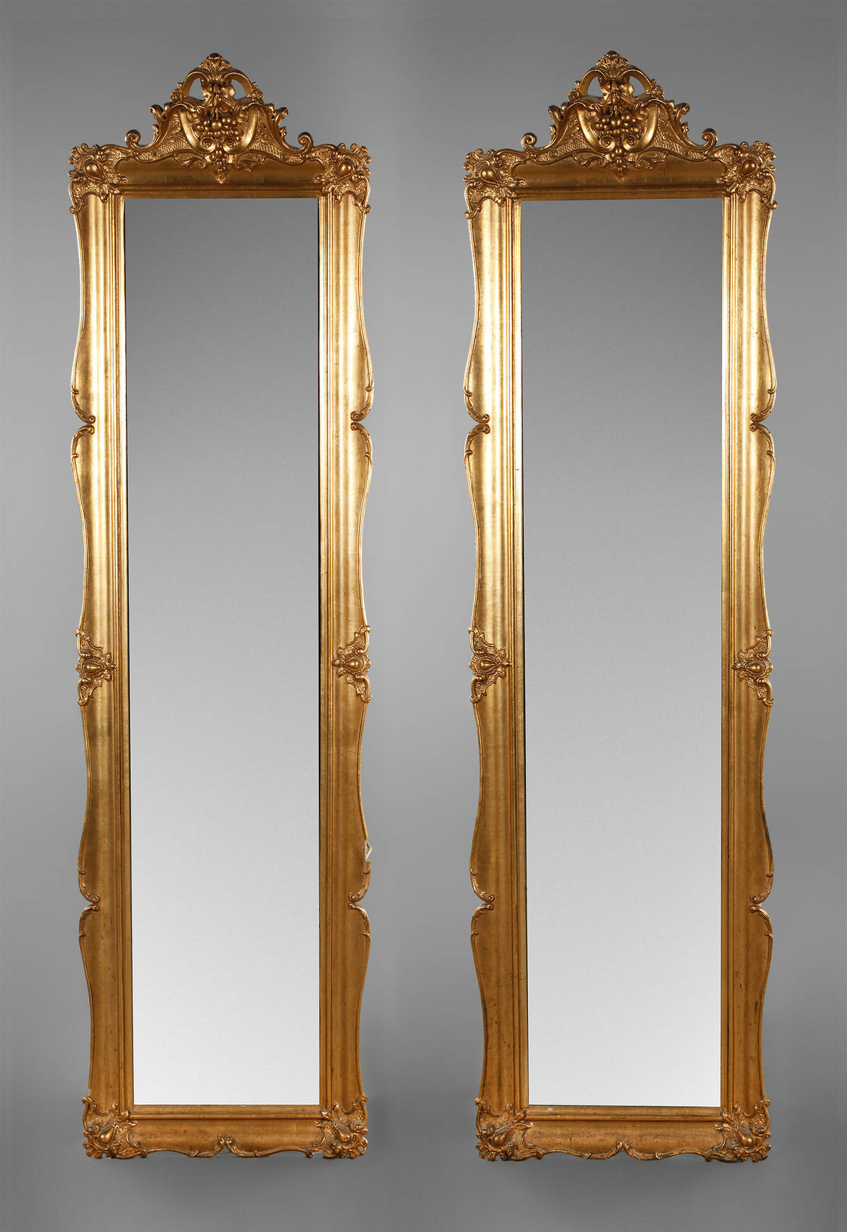 Paar große Wandspiegel