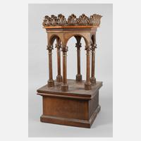 Podest Historismus111