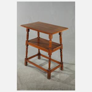 Zwei Gründerzeitbeistelltische