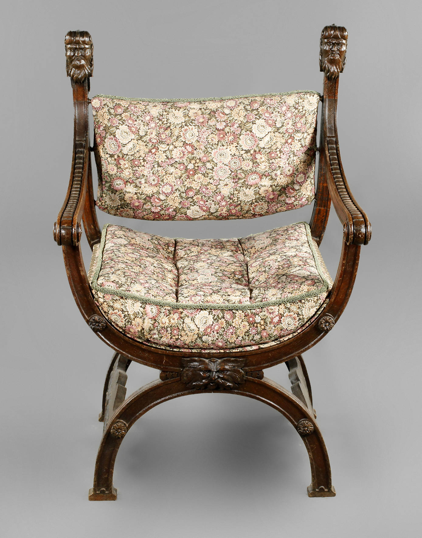 Scherensessel Neorenaissance