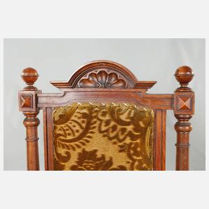 Vier Gründerzeitstühle